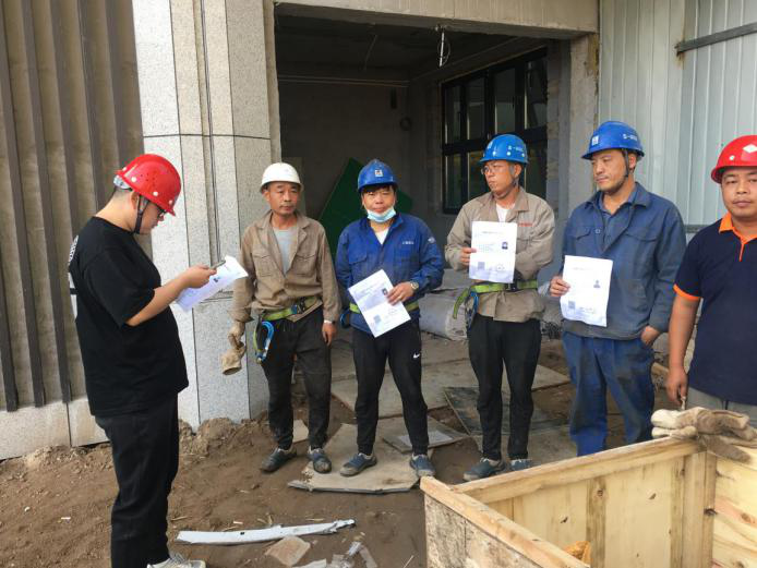 区住建局开展在建工程安全生产督导检查|半岛官网App下载(图3)