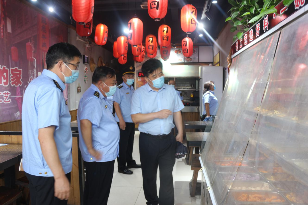 ‘ag九游会官网登录’长安区市场监管局积极推进小型餐饮食品安全示范创建(图3)